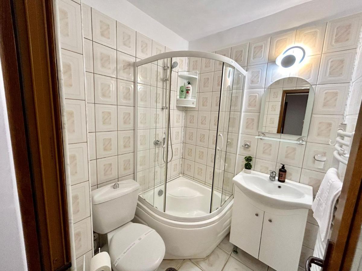 Jad - Familiy 4 Rooms Apartment - Near Forest - Racadau Braşov Dış mekan fotoğraf